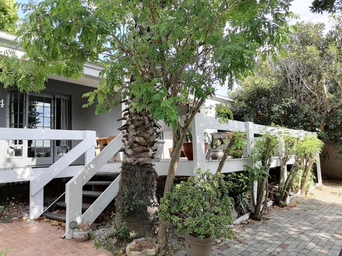 Mangolds Guest House Port Elizabeth Exterior foto